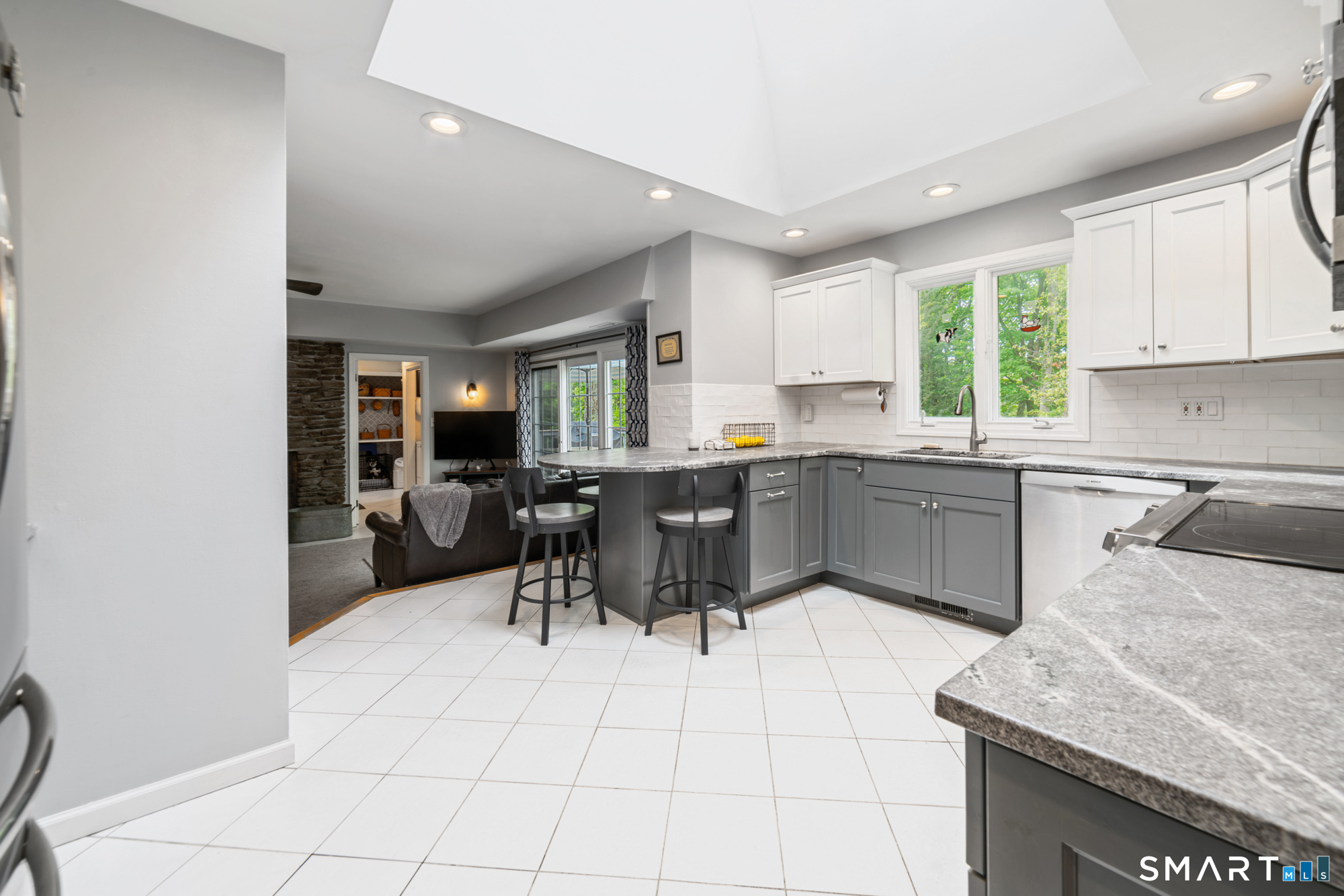 148 Colonial Drive Southbury CT 06488