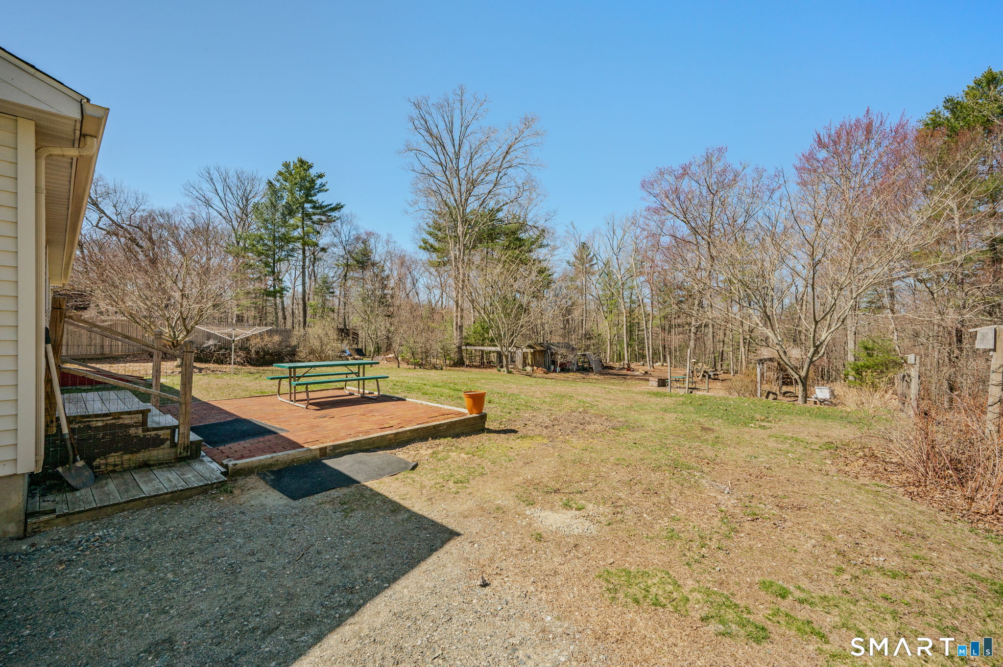 27 Valley Drive Voluntown CT 06384