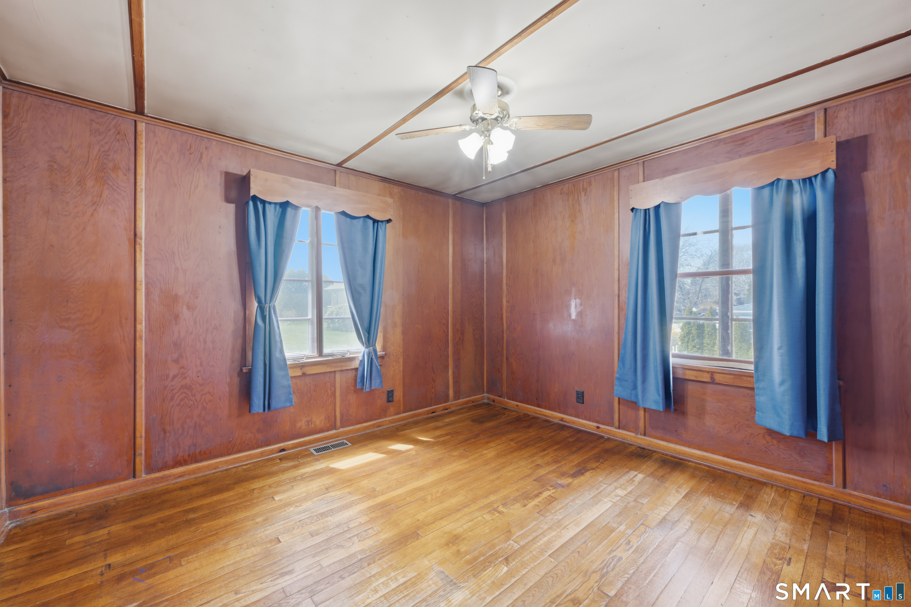 14 Coburn Avenue Stonington CT 06355