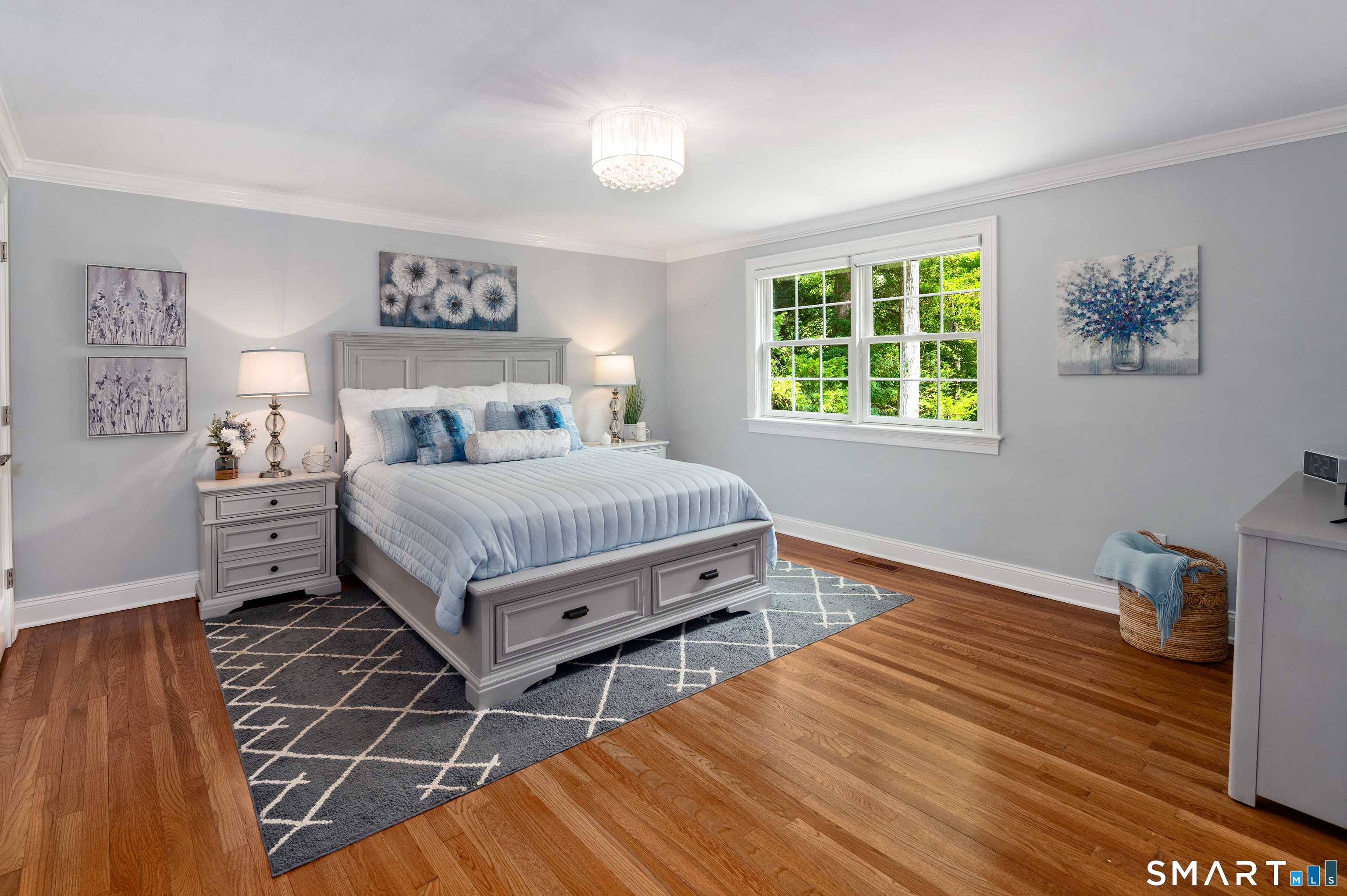 76 Comstock Hill Road New Canaan CT 06840