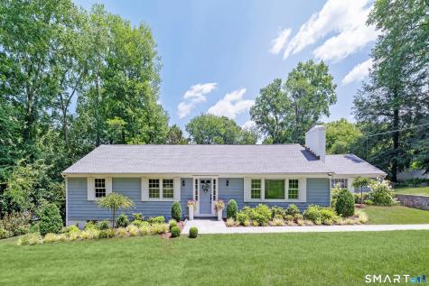 76 Comstock Hill Road New Canaan CT 06840