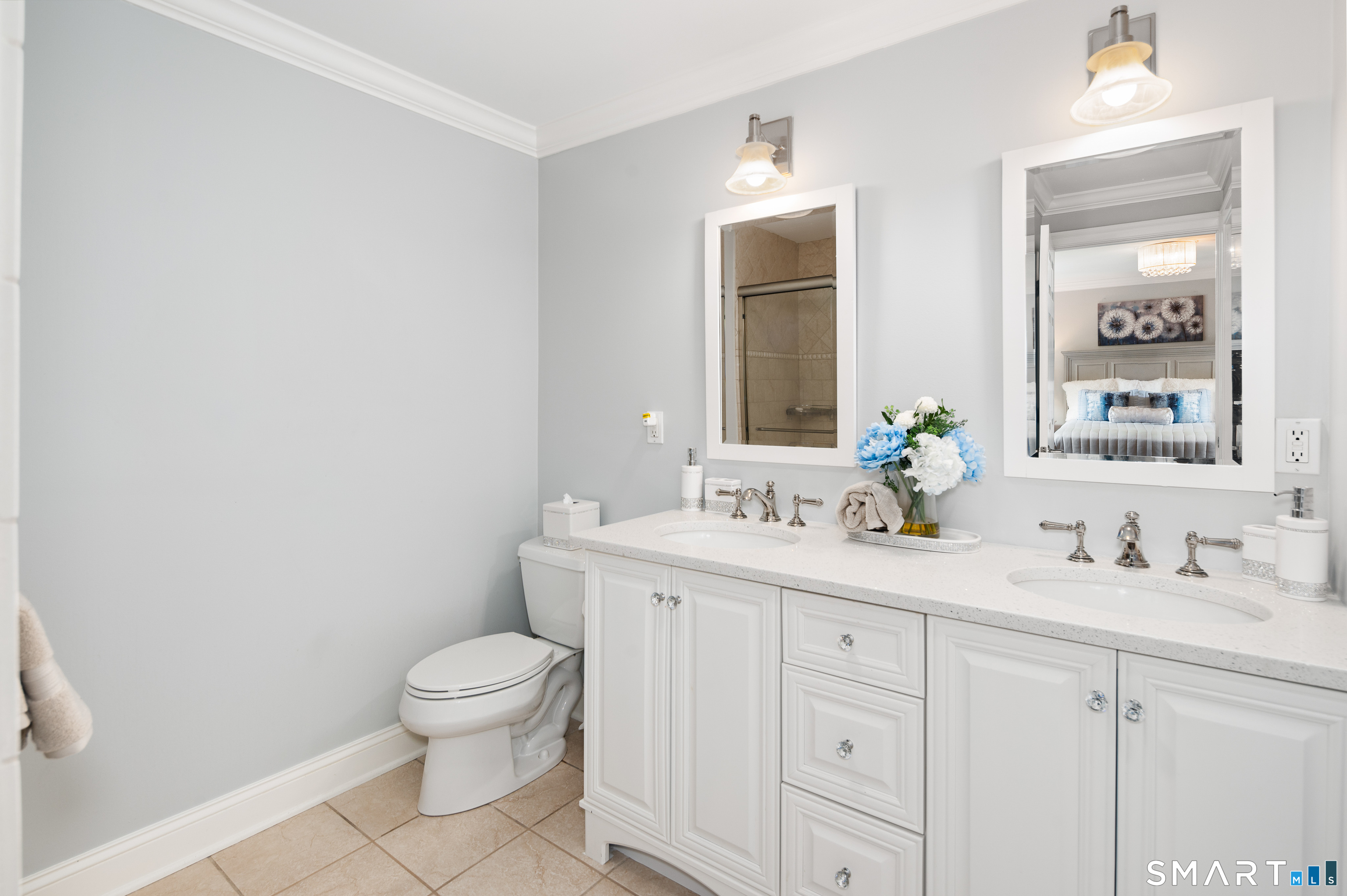 76 Comstock Hill Road New Canaan CT 06840