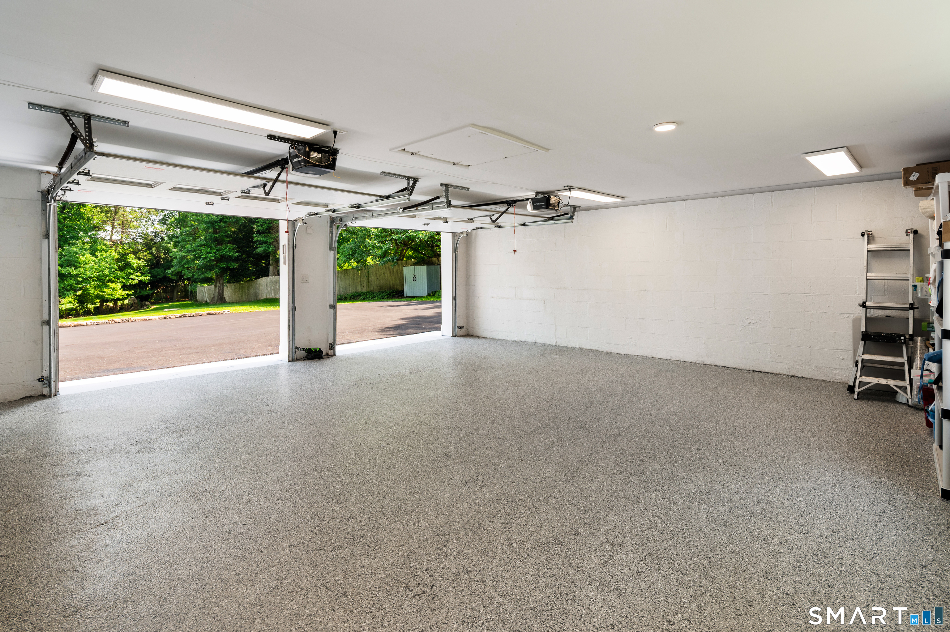 76 Comstock Hill Road New Canaan CT 06840