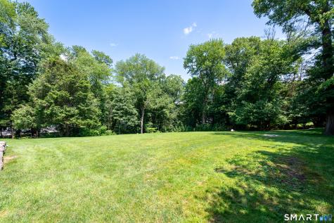 76 Comstock Hill Road New Canaan CT 06840