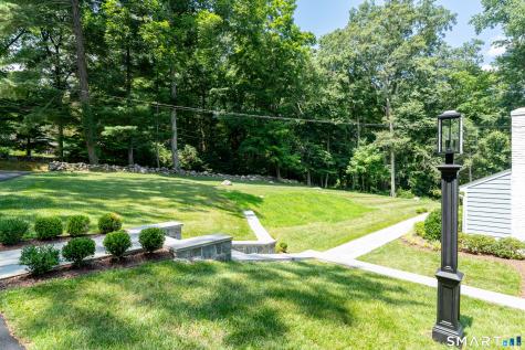 76 Comstock Hill Road New Canaan CT 06840