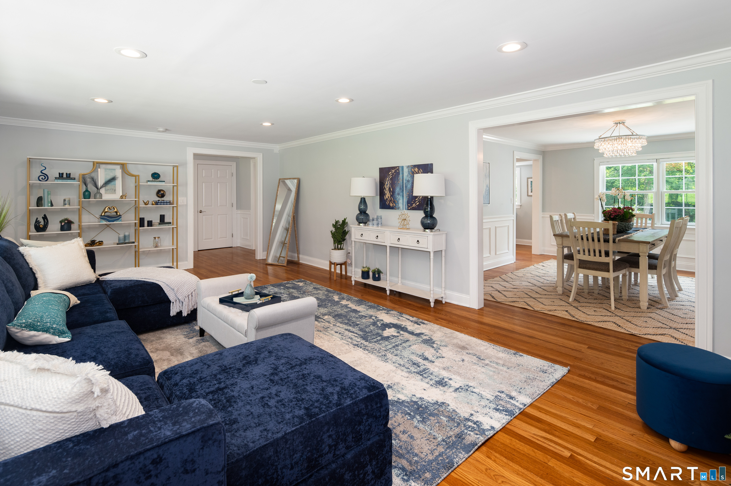 76 Comstock Hill Road New Canaan CT 06840