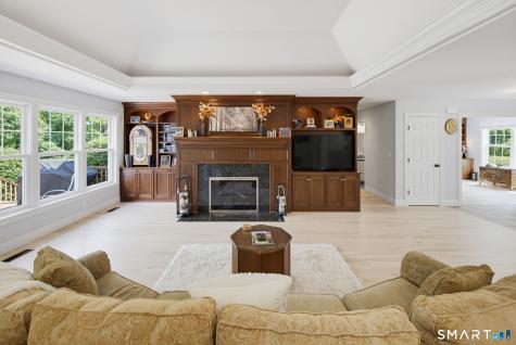 42 Oaklawn Drive Barkhamsted CT 06042