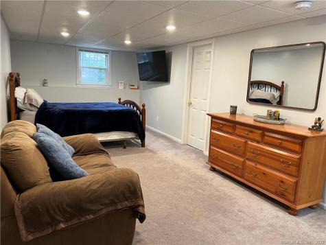 53 Lufkin Lane Bristol CT 06010