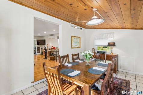15 Flat Swamp Road Newtown CT 06470