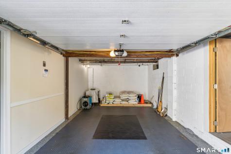 15 Flat Swamp Road Newtown CT 06470