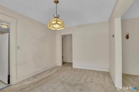 27 Fairview Avenue Middletown CT 06457