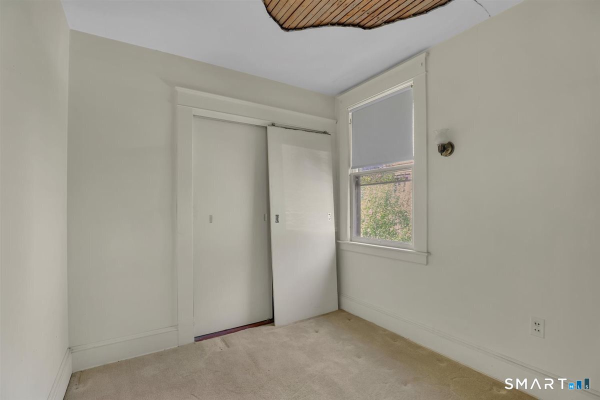 27 Fairview Avenue Middletown CT 06457