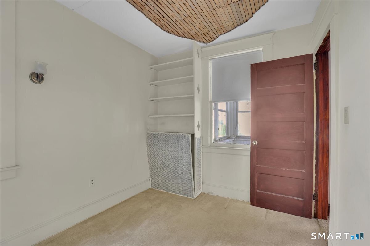 27 Fairview Avenue Middletown CT 06457