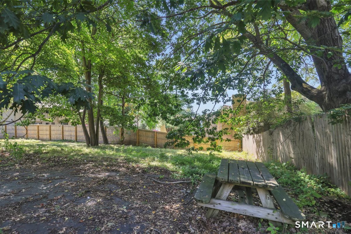 27 Fairview Avenue Middletown CT 06457