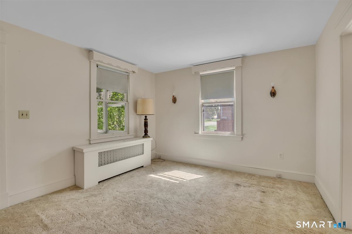 27 Fairview Avenue Middletown CT 06457