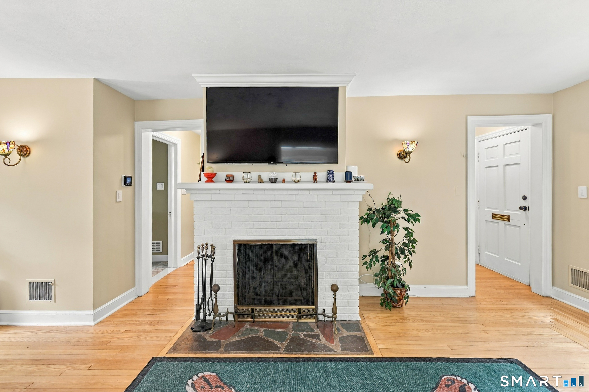 85 Ford Street Hamden CT 06517