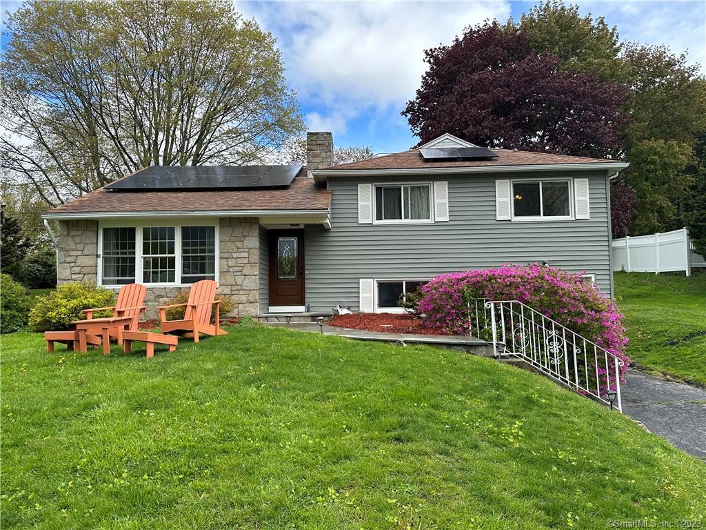 2 Greenview Road Danbury CT 06811