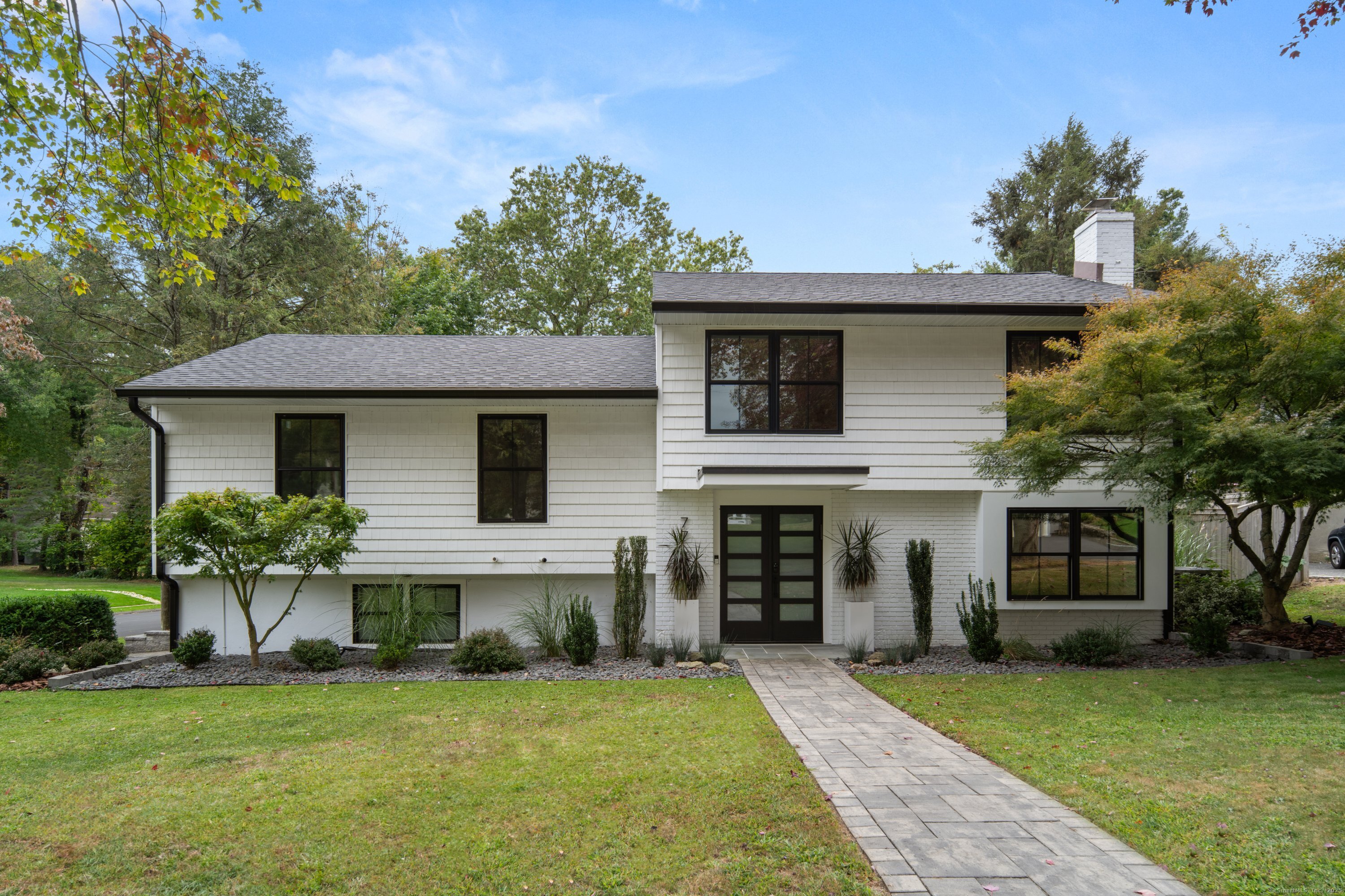77 London Terrace Fairfield CT 06825