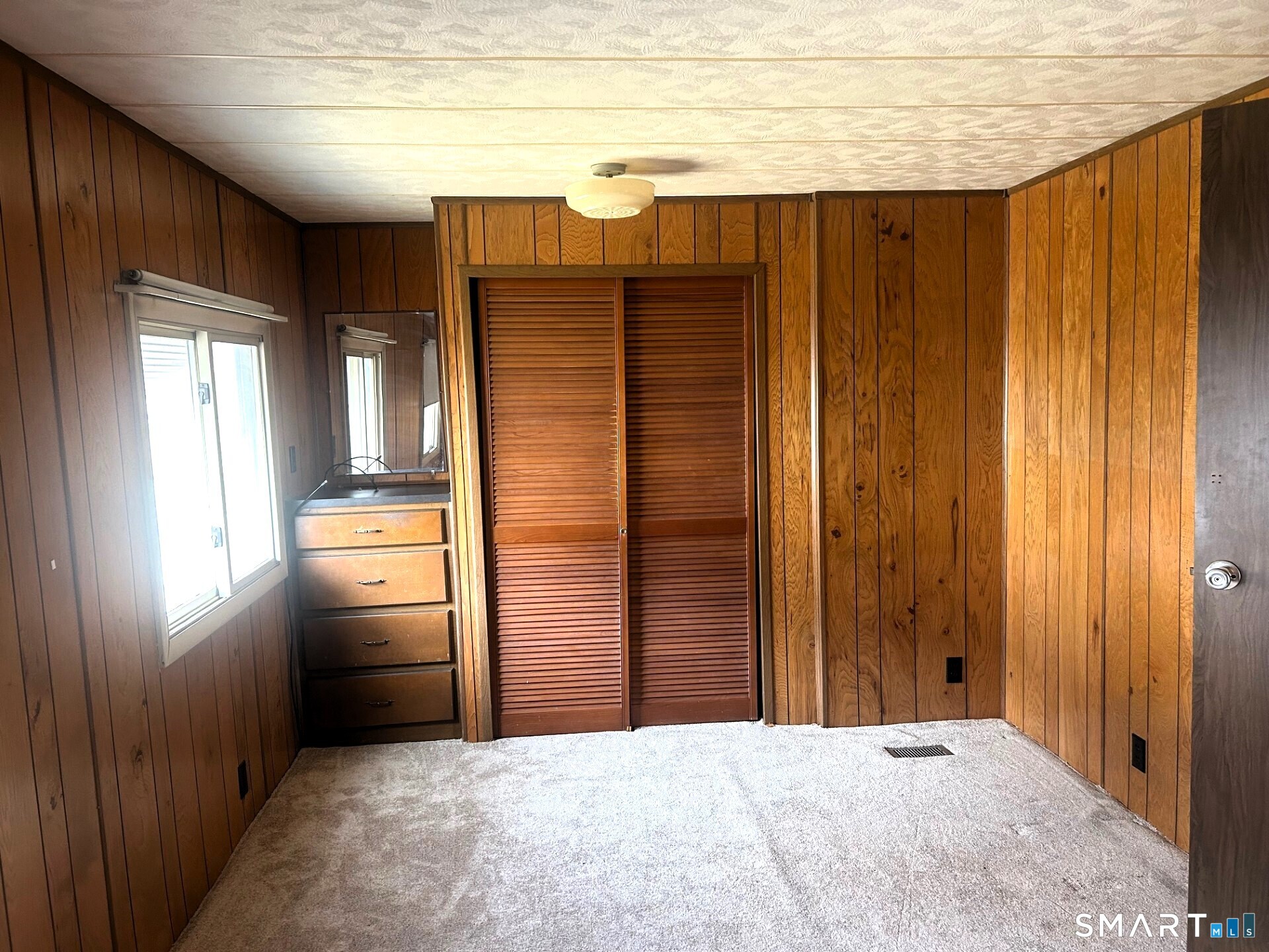 325 Kelly Road Vernon CT 06066