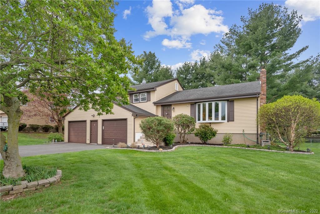 2 Chelsea Drive Cromwell CT 06416