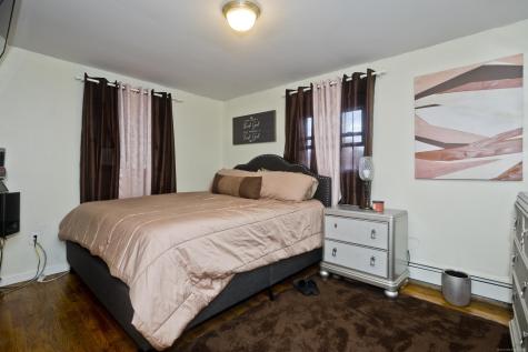 15 Kelsey Place Bloomfield CT 06002