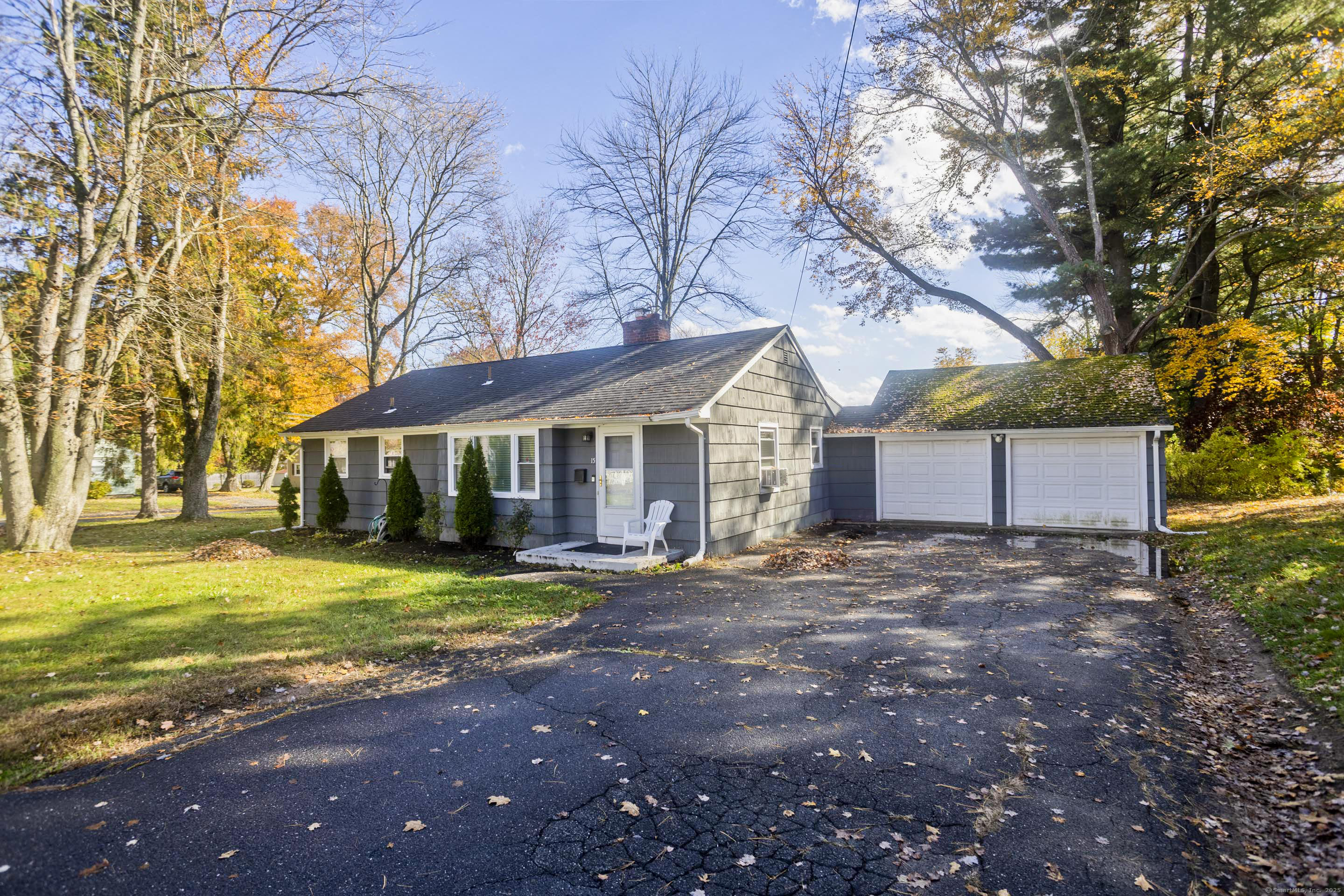 15 Kelsey Place Bloomfield CT 06002