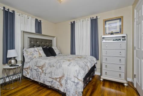 15 Kelsey Place Bloomfield CT 06002