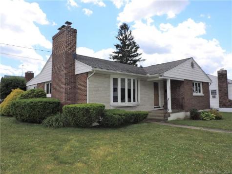 33 Hickory Road Naugatuck CT 06770