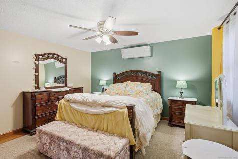 4 Woodland Hollow Street Windsor Locks CT 06096