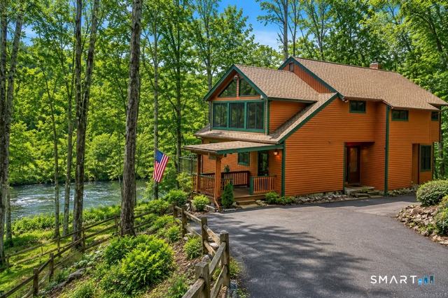 229 New Road Avon CT 06001