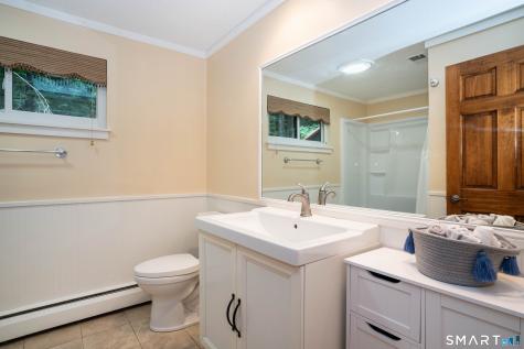 229 New Road Avon CT 06001