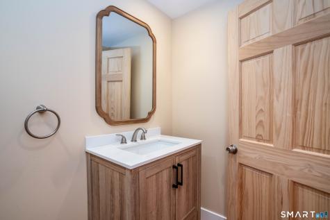 229 New Road Avon CT 06001