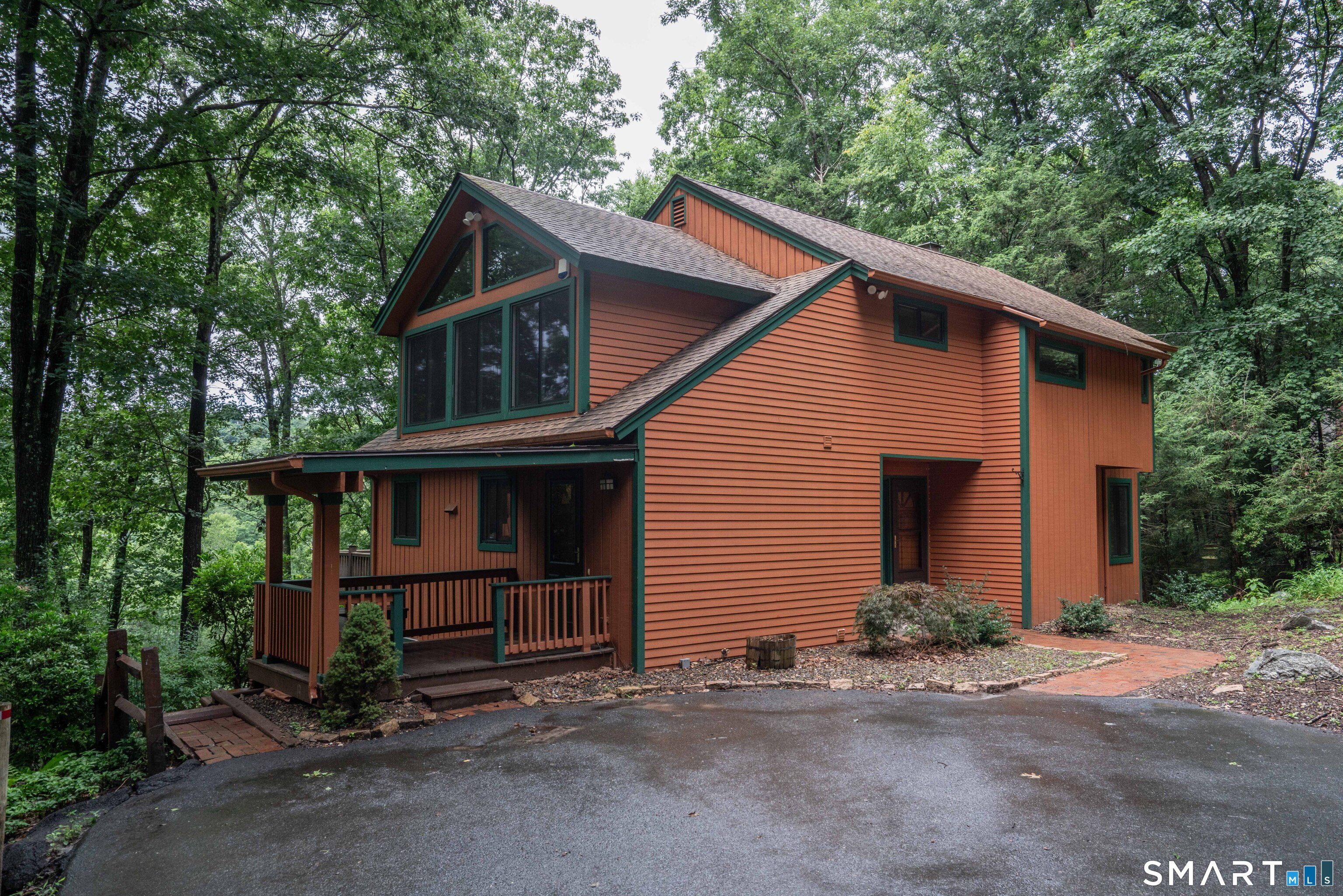 229 New Road Avon CT 06001