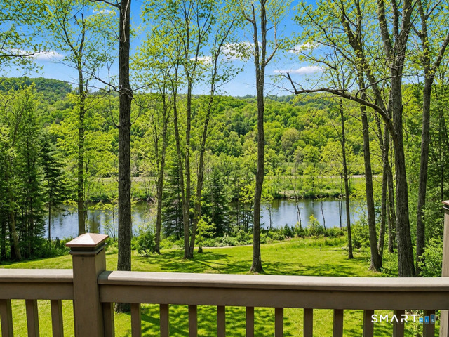 229 New Road Avon CT 06001
