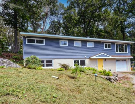 15 Wakerobin Road Norwalk CT 06851