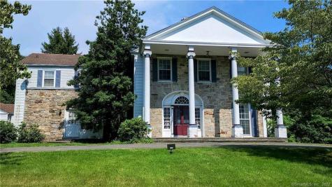 424 Rowayton Avenue Norwalk CT 06854