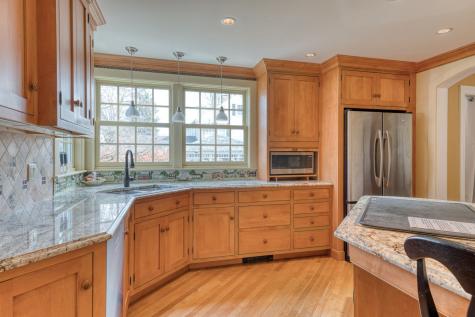 89 Maple Street Ellington CT 06029