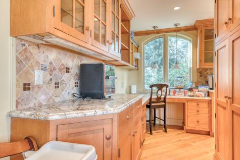 89 Maple Street Ellington CT 06029