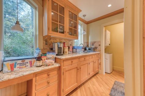 89 Maple Street Ellington CT 06029