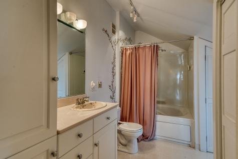 89 Maple Street Ellington CT 06029