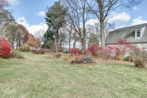 89 Maple Street Ellington CT 06029