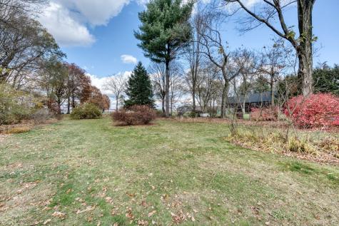 89 Maple Street Ellington CT 06029