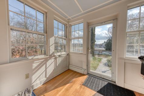 89 Maple Street Ellington CT 06029