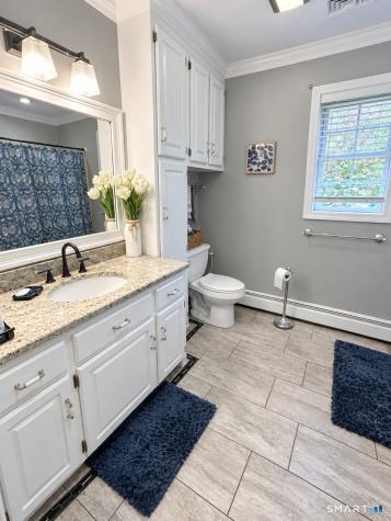 34 Dorothy Lane Plymouth CT 06786