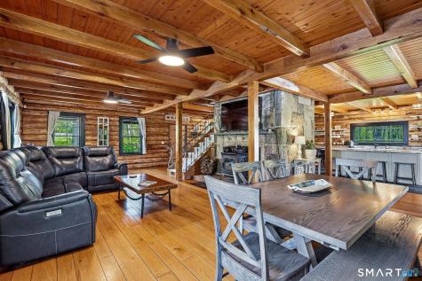 61 Mystic Road North Stonington CT 06359