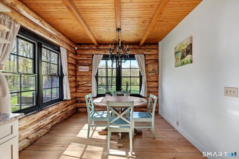 61 Mystic Road North Stonington CT 06359