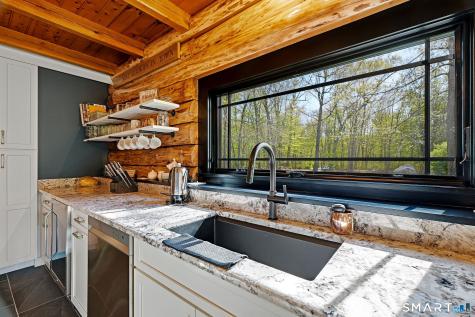 61 Mystic Road North Stonington CT 06359