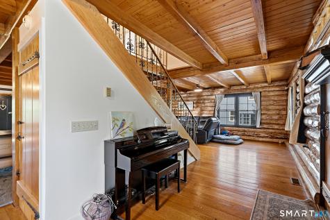 61 Mystic Road North Stonington CT 06359