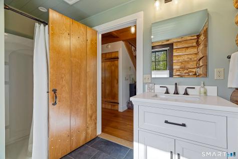 61 Mystic Road North Stonington CT 06359
