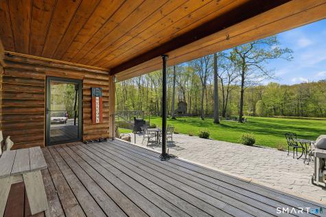 61 Mystic Road North Stonington CT 06359